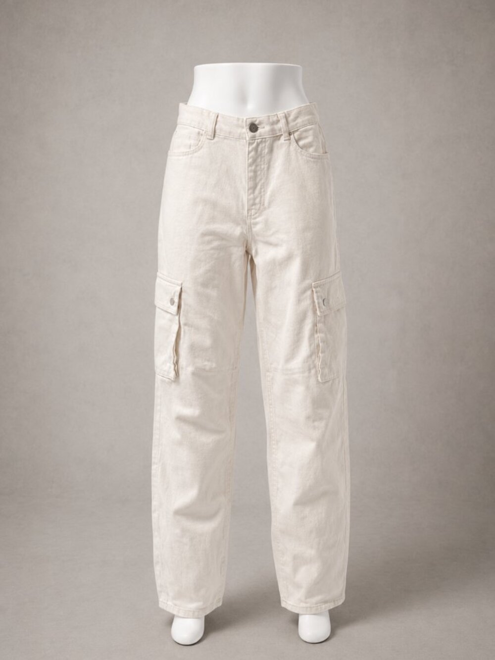 Wild Fable Wide Leg Tapered at Ankle Cargo Pants Cream Size Small NWT